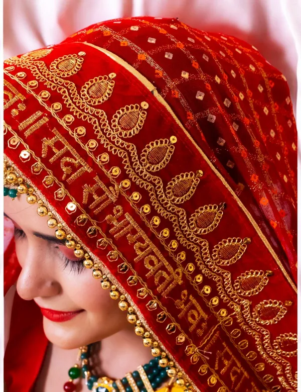 Red_Bridal_Silk_Heavy_Fancy_Saubhgwati_Border_Viscose_Dupatta_With_Moti_Lace_For_Women