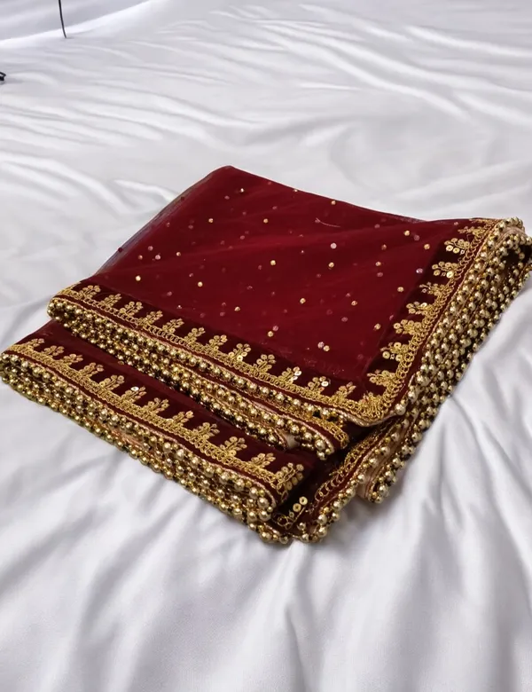 Maroon_Glamorous_Maroon_Hand_Embroidenet_Dupatta_For_Women