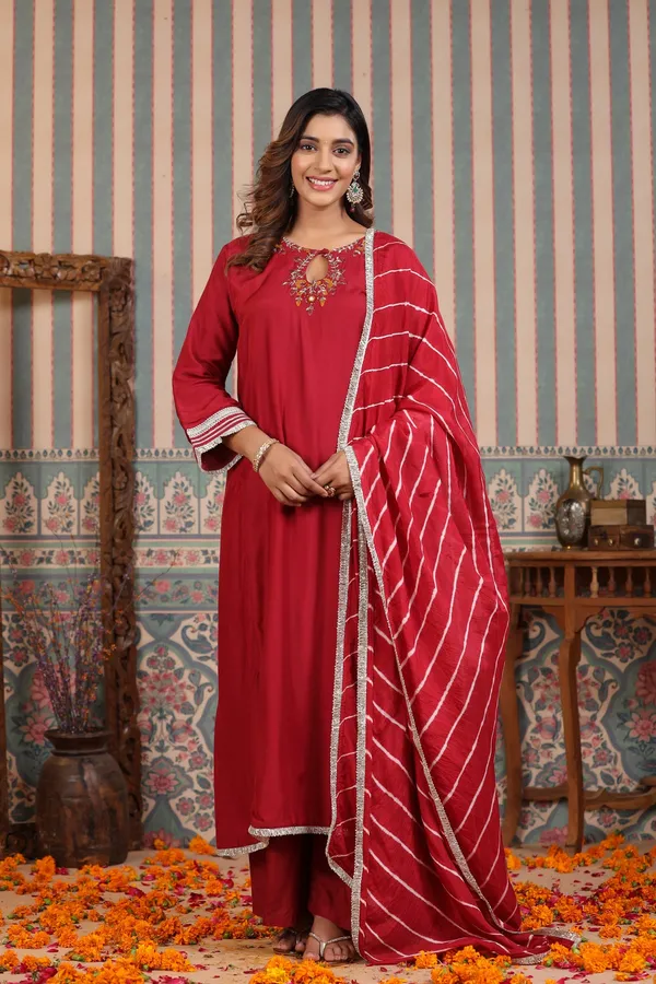 Maroon_Handwork_Muslin_Suit_Set_For_Women