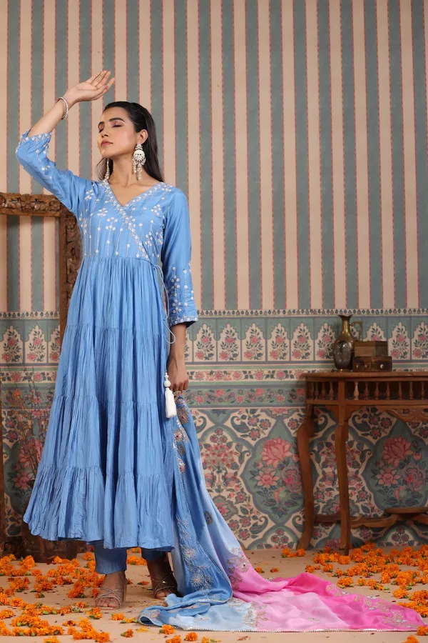 Blue_Handwork_Muslin_Suit_Set_For_Women