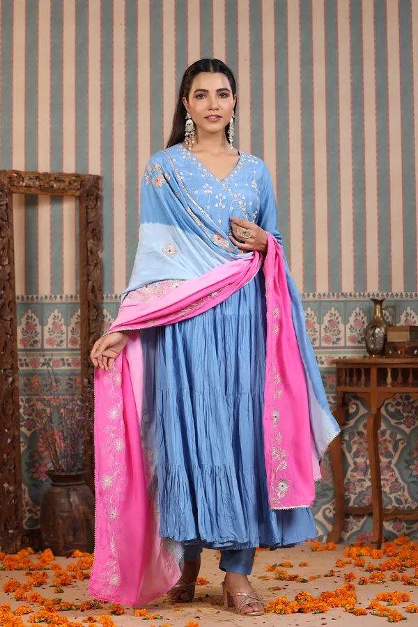 Blue_Handwork_Muslin_Suit_Set_For_Women