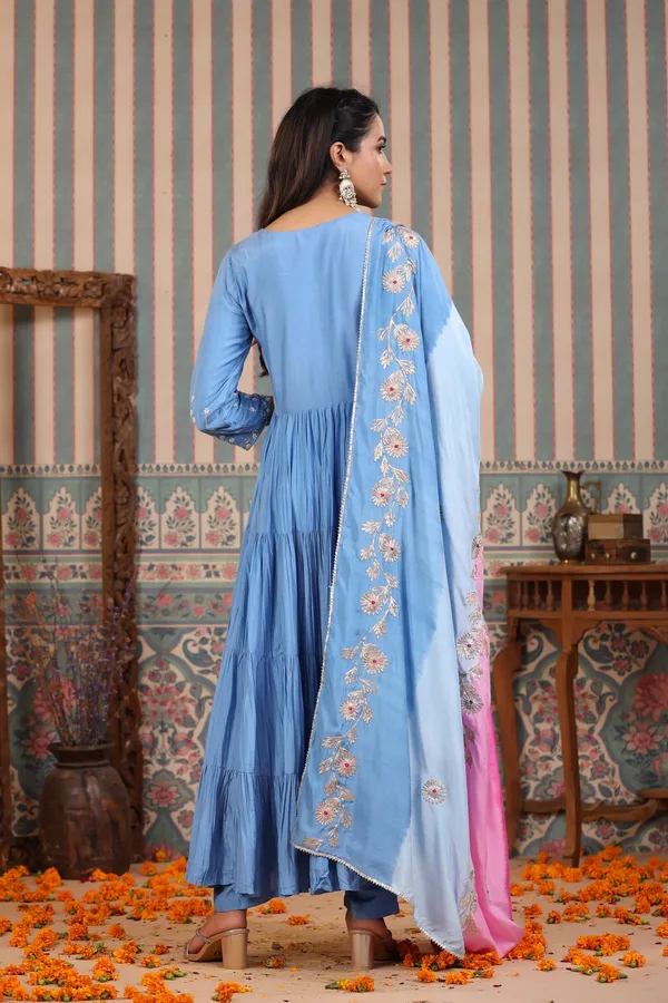 Blue_Handwork_Muslin_Suit_Set_For_Women