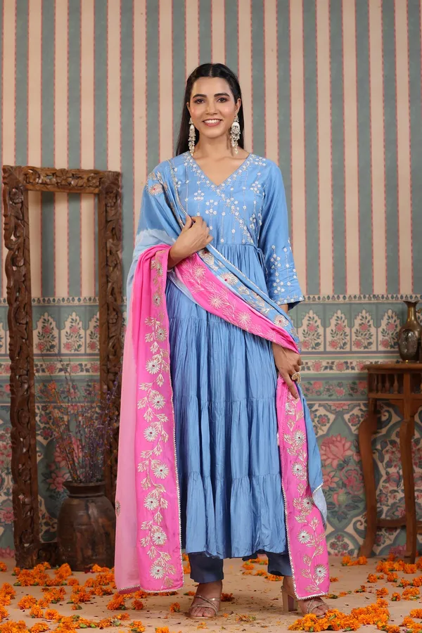 Blue_Handwork_Muslin_Suit_Set_For_Women