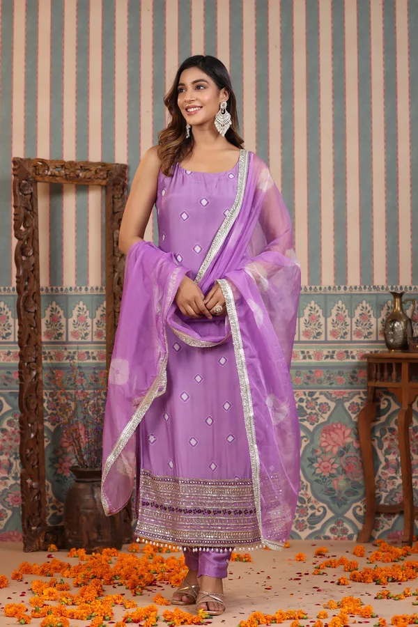 Lavender_Lush_Handwork_Muslin_Suit_Set_For_Women