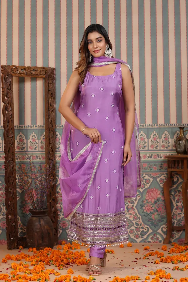 Lavender_Lush_Handwork_Muslin_Suit_Set_For_Women