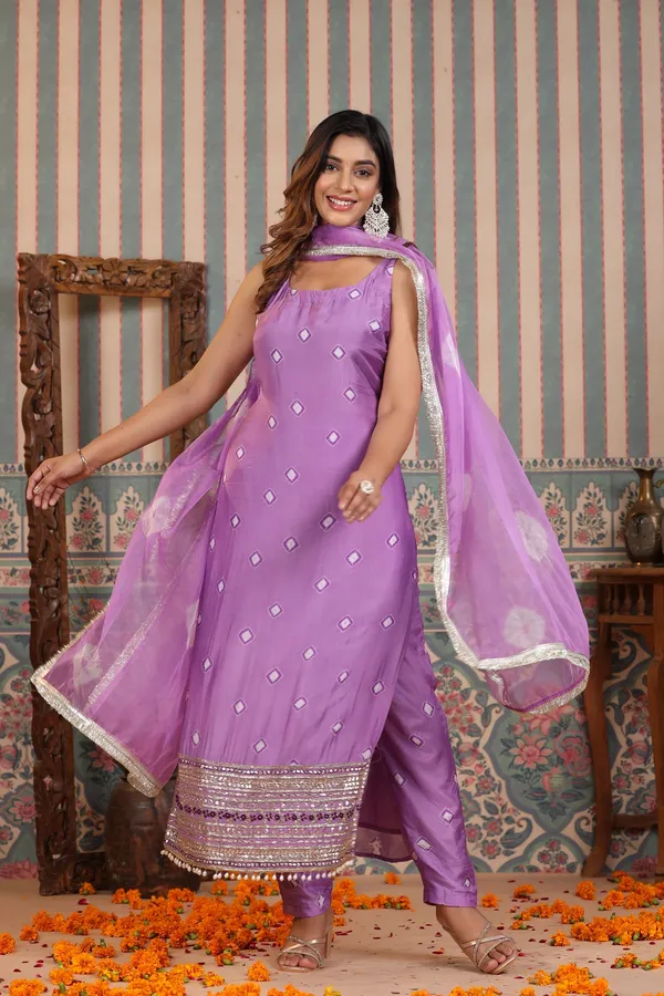 Lavender_Lush_Handwork_Muslin_Suit_Set_For_Women