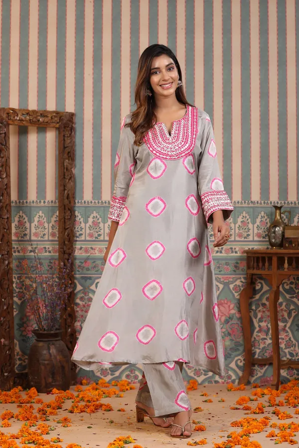 Steel_Grey_Embroidered_Organza_Suit_Set_For_Women