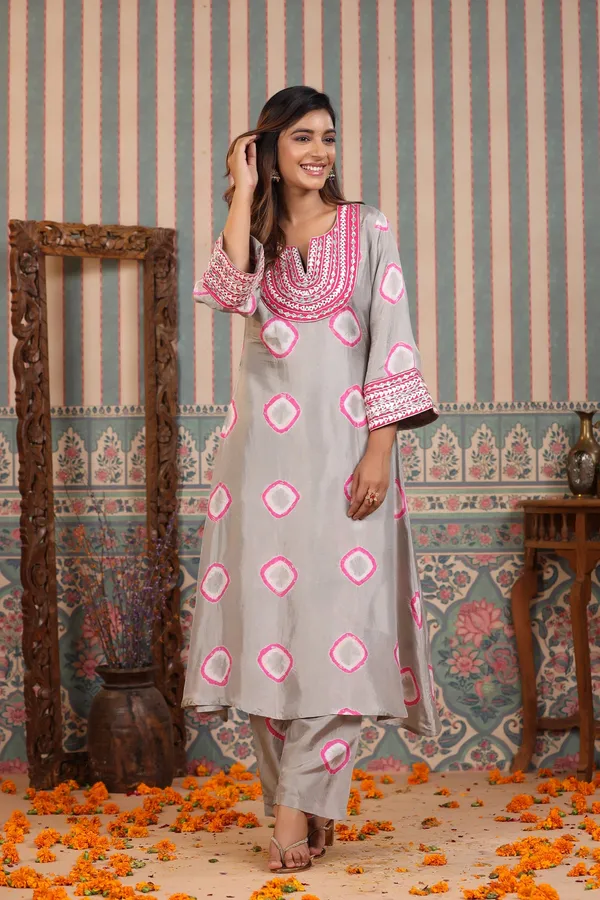 Steel_Grey_Embroidered_Organza_Suit_Set_For_Women