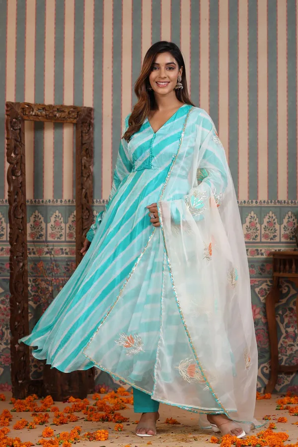 Aqua_Green_Umbrella_Tie_And_Dye_Muslin_Suit_Set_For_Women