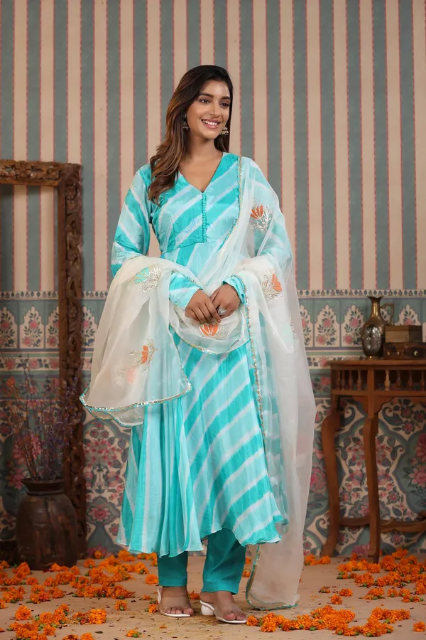 Aqua_Green_Umbrella_Tie_And_Dye_Muslin_Suit_Set_For_Women