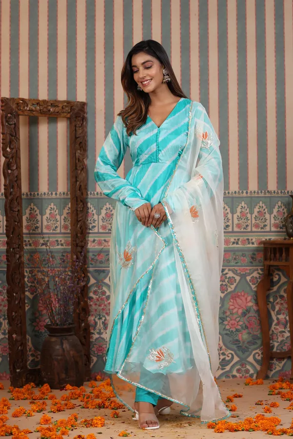 Aqua_Green_Umbrella_Tie_And_Dye_Muslin_Suit_Set_For_Women