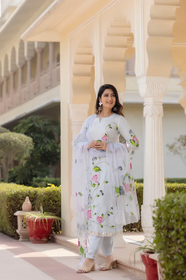 White_Floral_Printed_Round_Neck_Long_Sleeves_Gotta_Patti_Kurta_Set_For_Women