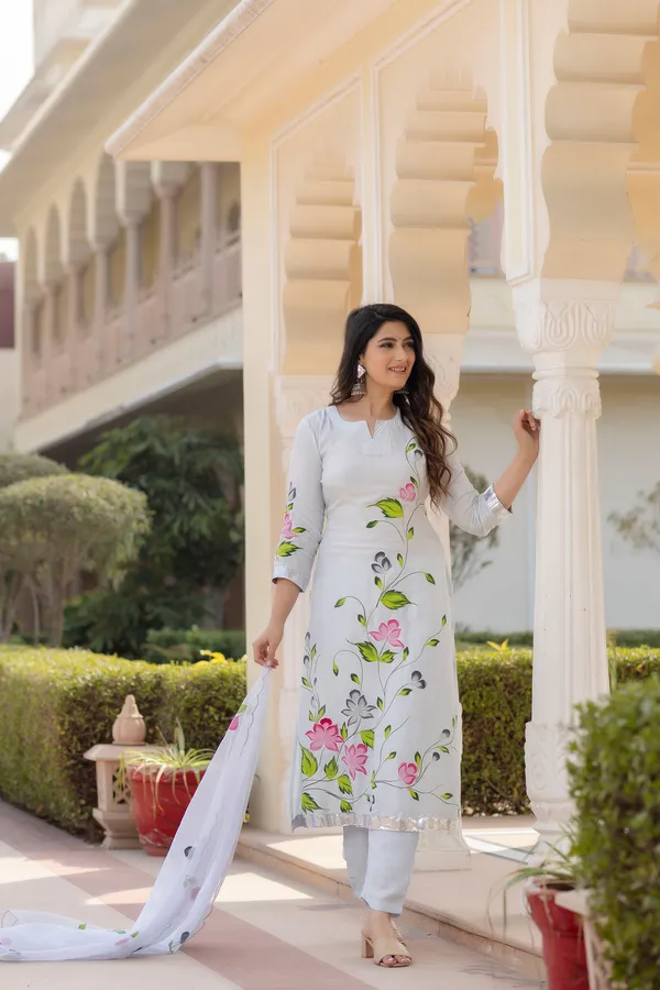 White_Floral_Printed_Round_Neck_Long_Sleeves_Gotta_Patti_Kurta_Set_For_Women