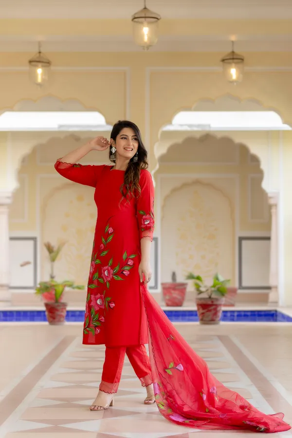 Red_Floral_Printed_Regular_Kurta_With_Palazzos_&_Dupatta_For_Women