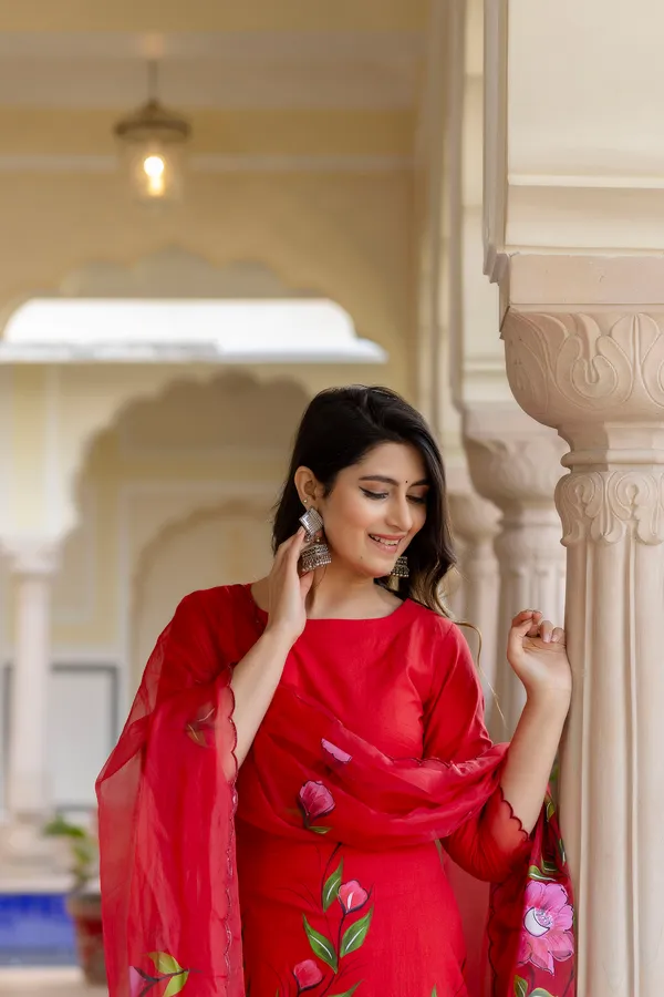 Red_Floral_Printed_Regular_Kurta_With_Palazzos_&_Dupatta_For_Women