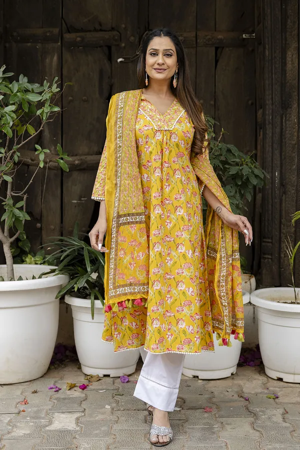 Yellow_Floral_Printed_V-Neck_Pure_Cotton_A-Line_Kurta_With_Trousers_&_Dupatta_For_Women