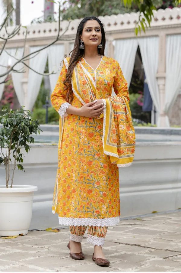 Orange_Floral_Printed_Pure_Cotton_Straight_Kurta_With_Salwar_&_Dupatta_For_Women