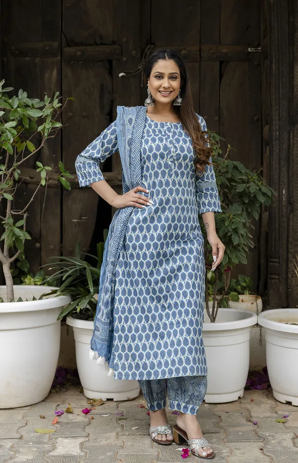 Blue_Paisley_Printed_Pure_Cotton_Straight_Kurta_With_Salwar_&_Dupatta_For_Women