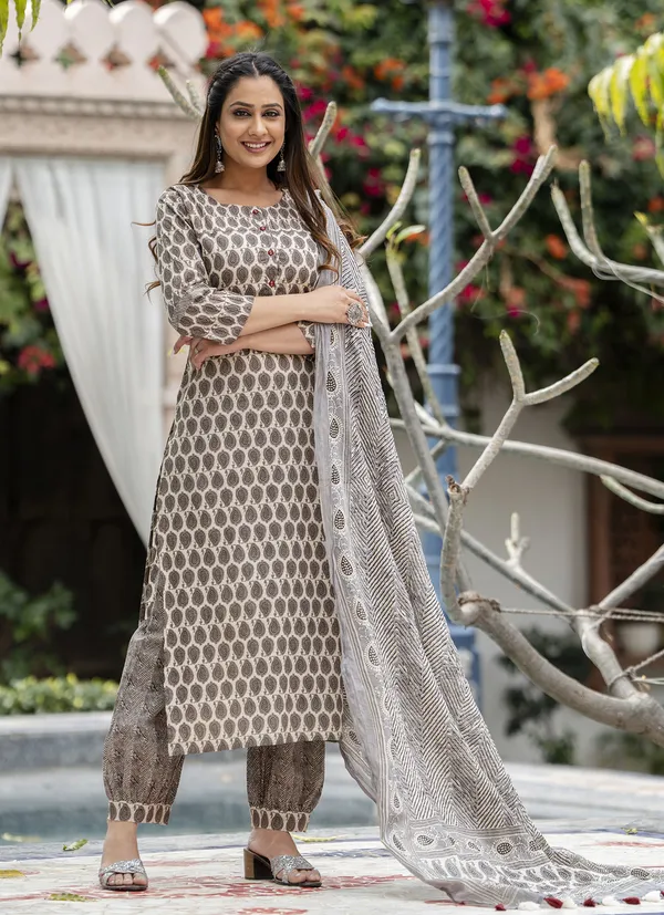 Grey_Floral_Printed_Regular_Pure_Cotton_Kurta_With_Patiala_&__Dupatta_For_Women