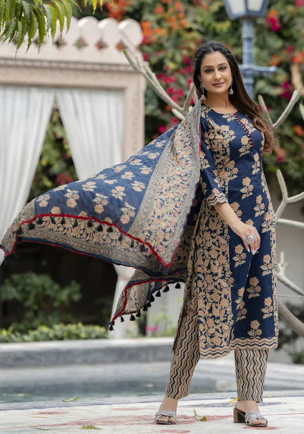 Blue_Floral_Printed_Regular_Pure_Cotton_Kurta_With_Trousers_&__Dupatta_For_Women