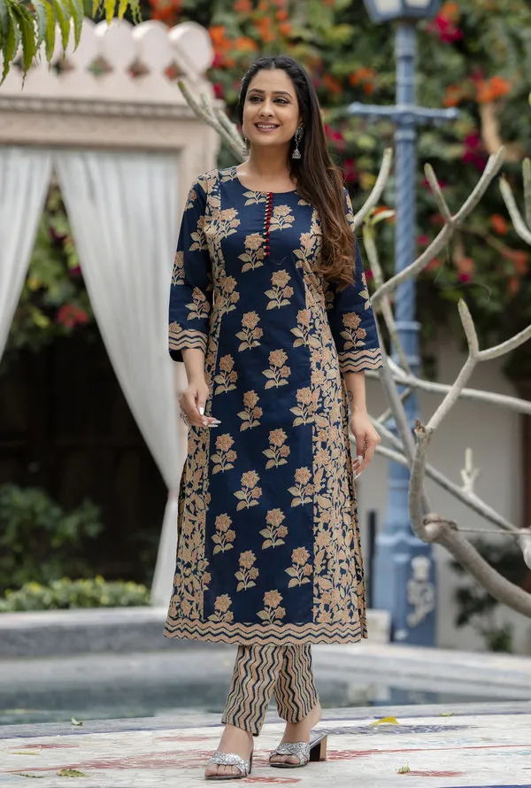Blue_Floral_Printed_Regular_Pure_Cotton_Kurta_With_Trousers_&__Dupatta_For_Women