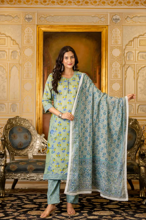 Green_Floral_Printed_Regular_Pure_Cotton_Kurta_With_Trousers_&_Dupatta_For_Women