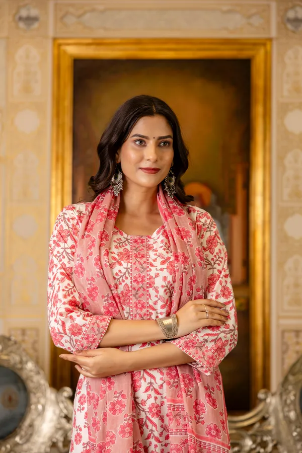 Pink_Floral_Printed_Regular_Pure_Cotton_Kurta_With_Palazzos_&__Dupatta_For_Women