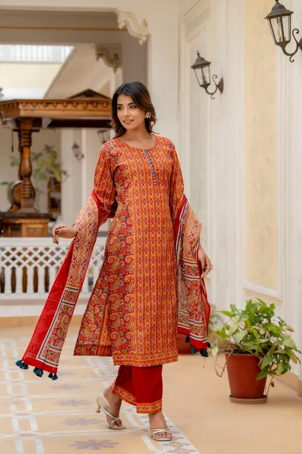 Orange_Floral_Printed_Regular_Pure_Cotton_Kurta_With_Palazzos_&__Dupatta_For_Women