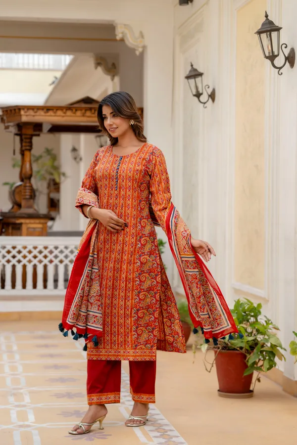 Orange_Floral_Printed_Regular_Pure_Cotton_Kurta_With_Palazzos_&__Dupatta_For_Women