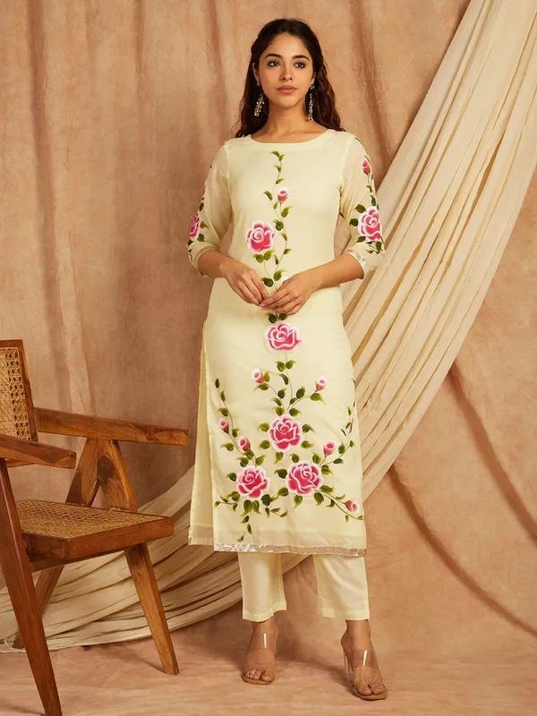 Cream_Floral_Printed_Regular_Pure_Cotton_Kurta_With_Palazzos_&__Dupatta_For_Women