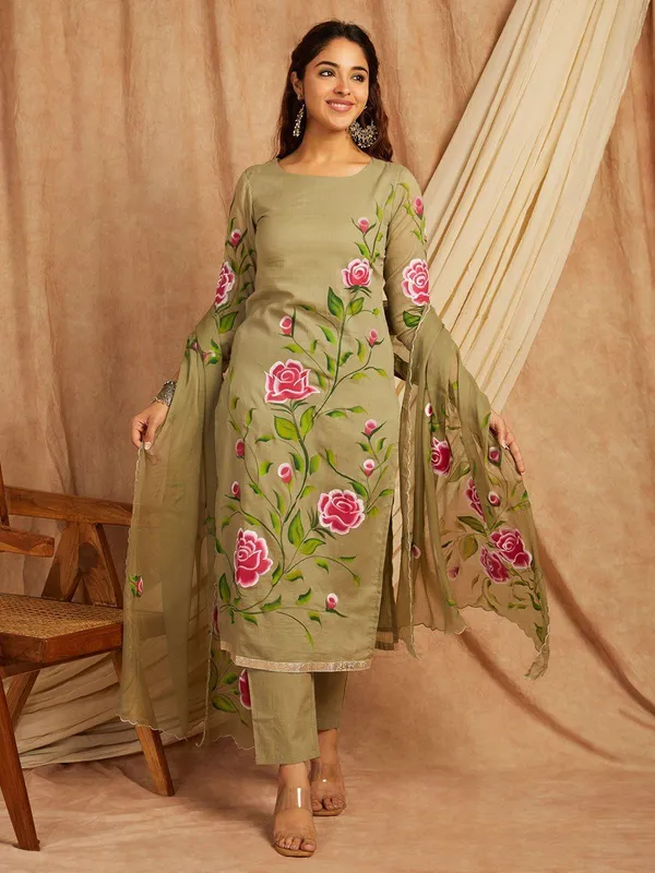 Green_Floral_Printed_Regular_Pure_Cotton_Kurta_With_Trousers_&__Dupatta_For_Women