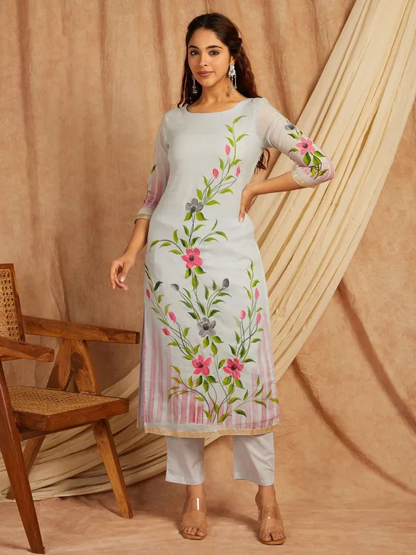 Blue_Floral_Printed_Round_Neck_Pure_Cotton_Straight_Kurta_With_Palazzos_&_Dupatta_For_Women