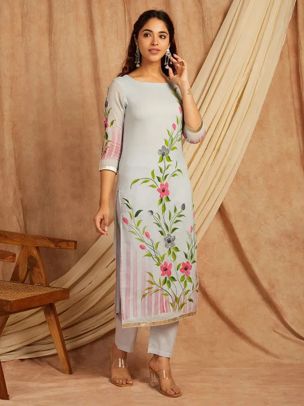 Blue_Floral_Printed_Round_Neck_Pure_Cotton_Straight_Kurta_With_Palazzos_&_Dupatta_For_Women