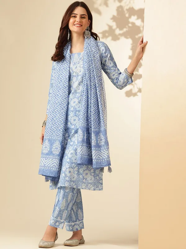 Blue_Floral_Printed_Regular_Pure_Cotton_Kurta_With_Palazzos_&__Dupatta_For_Women
