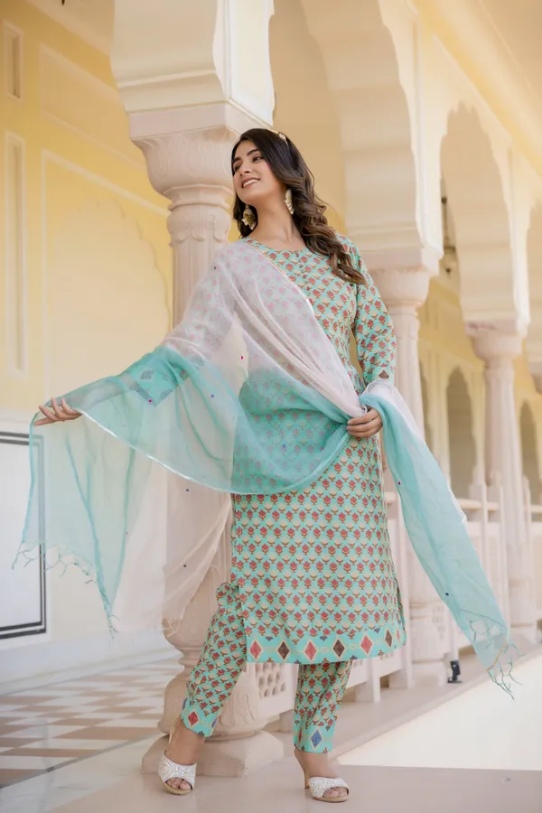 Blue_Ethnic_Motifs_Printed_Round_Neck_Chanderi_Cotton_Kurta_With_Trousers_&_Dupatta_For_Women