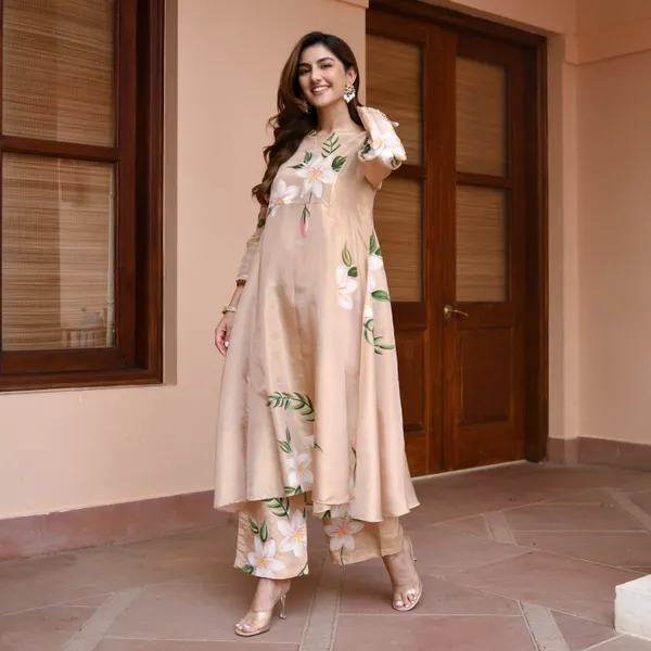 Peach_Floral_Printed_Round_Neck_A-Line_Kurta_With_Palazzos_For_Women