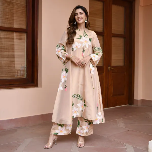 Peach_Floral_Printed_Round_Neck_A-Line_Kurta_With_Palazzos_For_Women