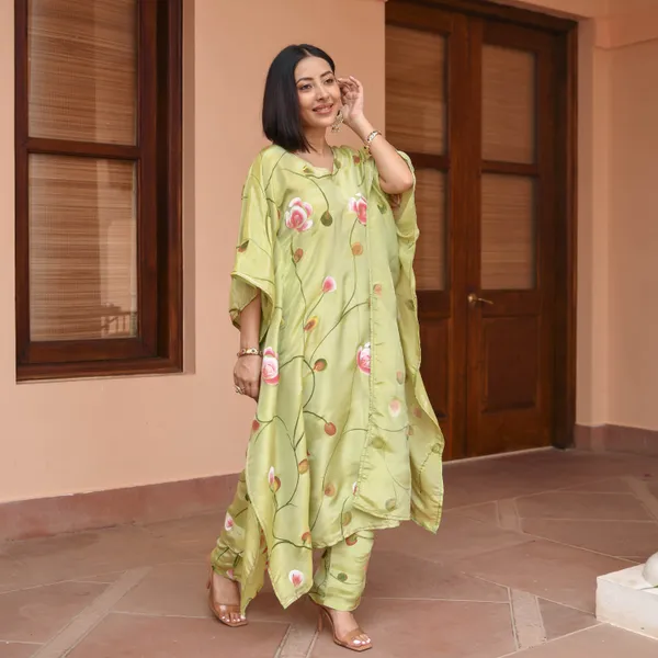 Green_Floral_Printed_Gotta_Patti_Kaftan_Kurta_With_Palazzos_For_Women