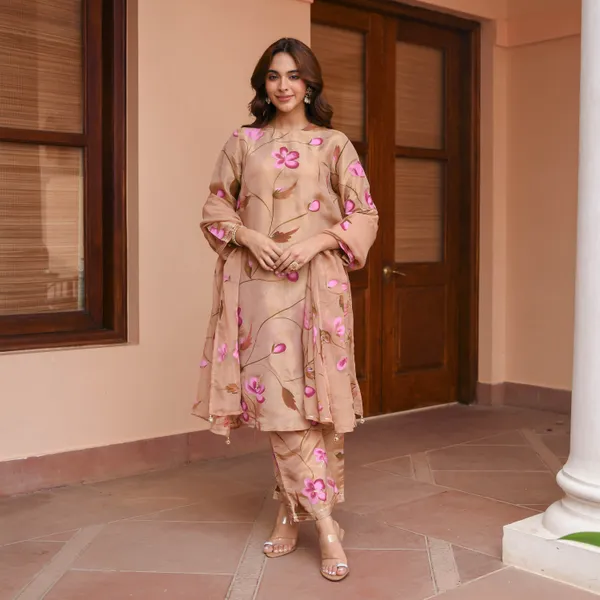Brown_Floral_Printed_Round_Neck_Straight_Kurta_With_Palazzos_&_Dupatta_For_Women