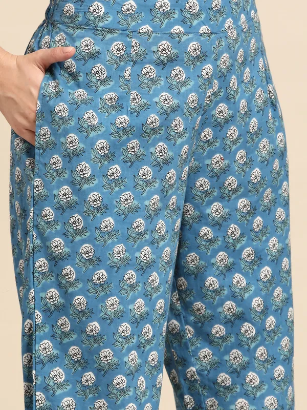 Blue_Floral_Printed_Thread_Work_Pure_Cotton_Kurta_&_Palazzos_With_Dupatta_For_Women