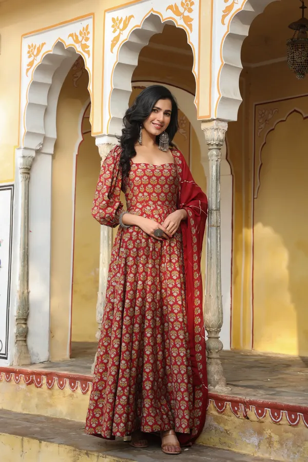 Maroon_Printed_Chanderi_Flared_Gowns_With_Dupatta_For_Women