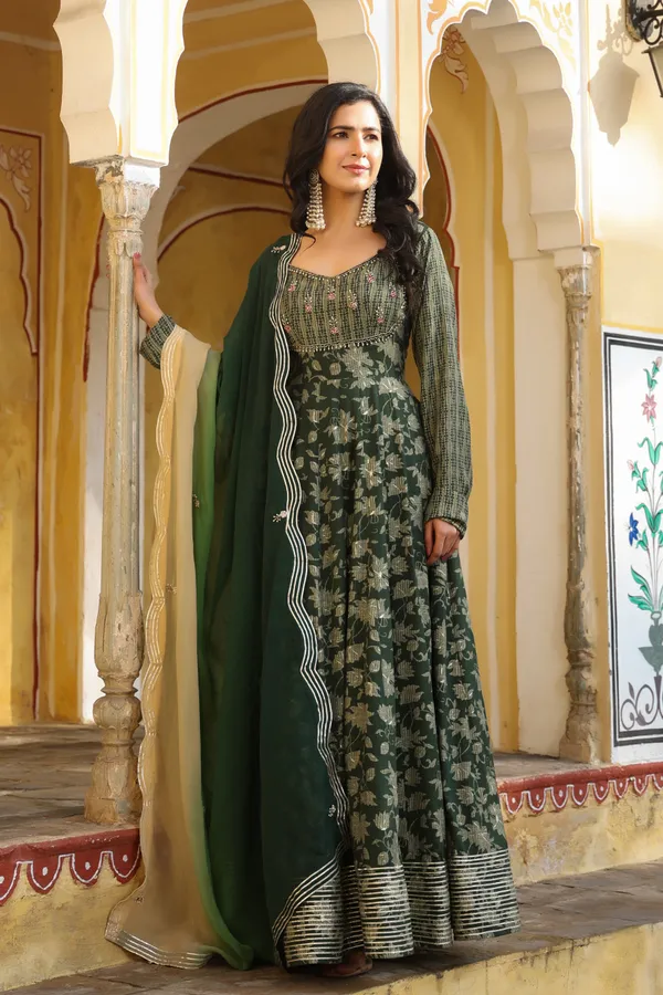 Green_Abeela_Printed_Rayon_Gown_With_Shaded_Dupatta_For_Women