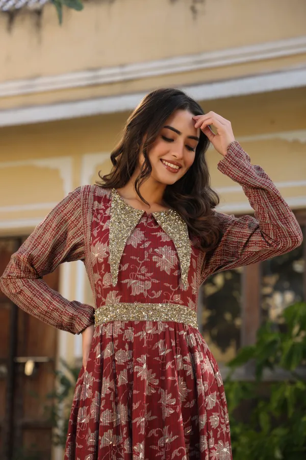 Maroon_Zynah_Printed_Rayon_Gown_For_Women