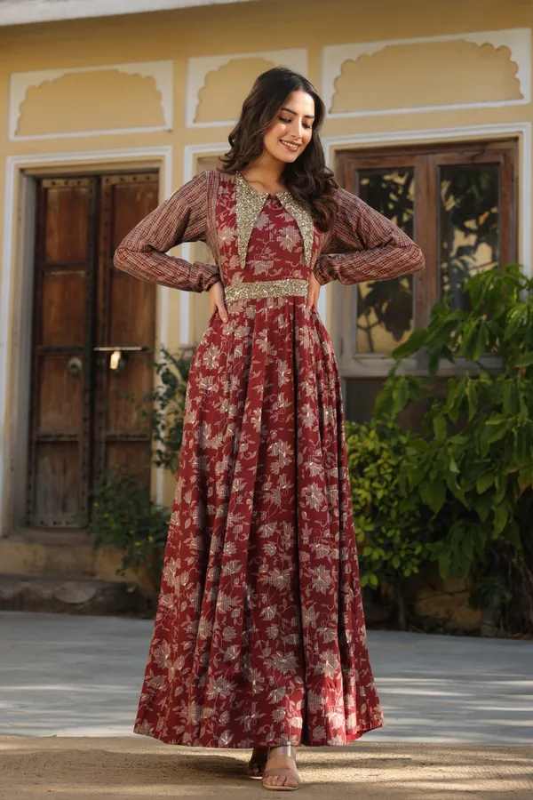Maroon_Zynah_Printed_Rayon_Gown_For_Women