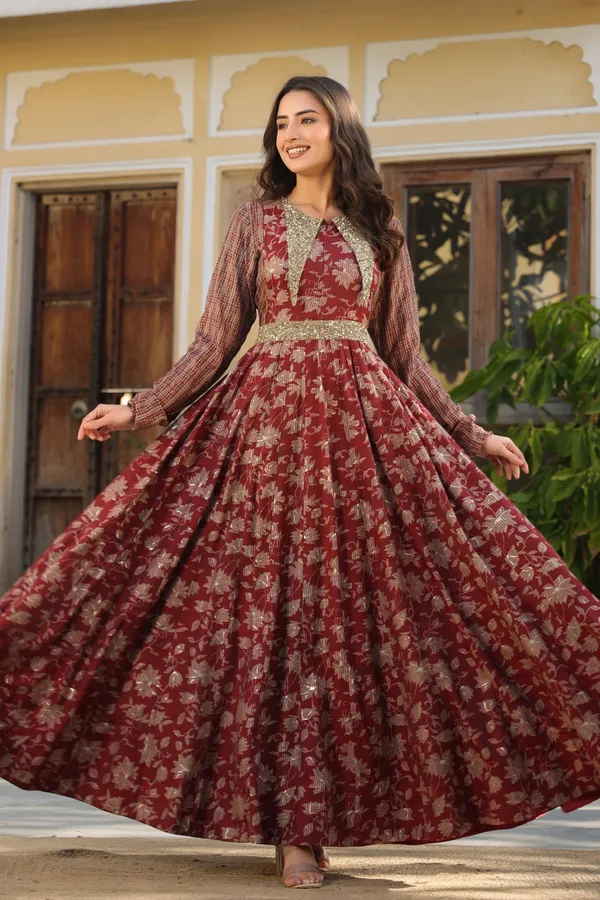 Maroon_Zynah_Printed_Rayon_Gown_For_Women