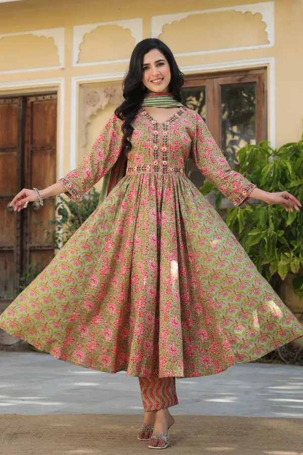 Green_Cotton_Printed_Kurta_Set_For_Women