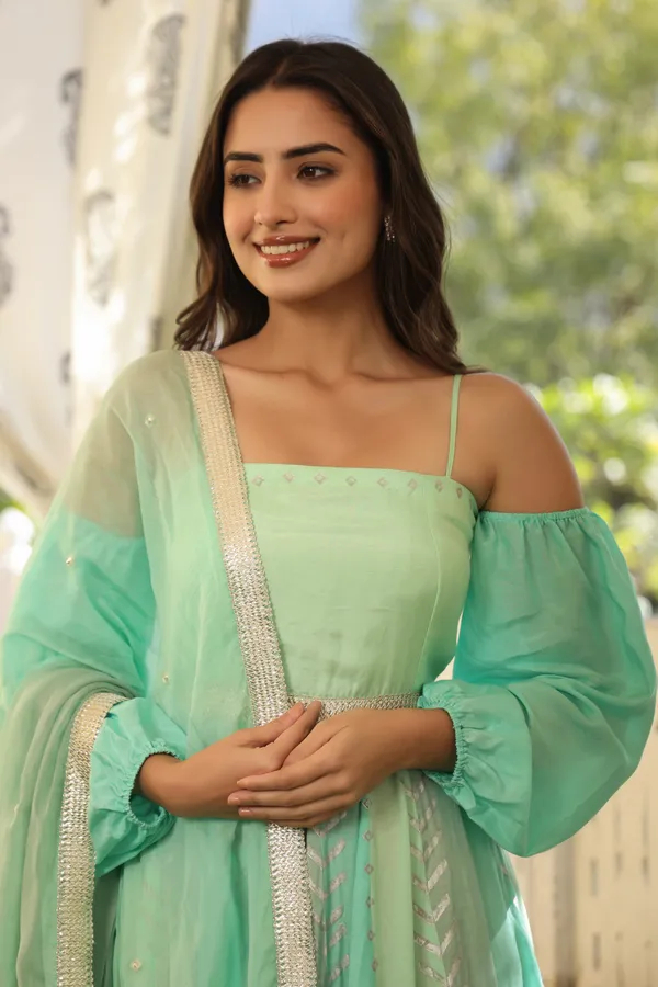 Green_Muslin_Gown_With_Dupatta_For_Women