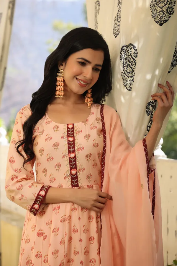 Peach_Liba_Anarkali_Chanderi_Suit_Set_For_Women
