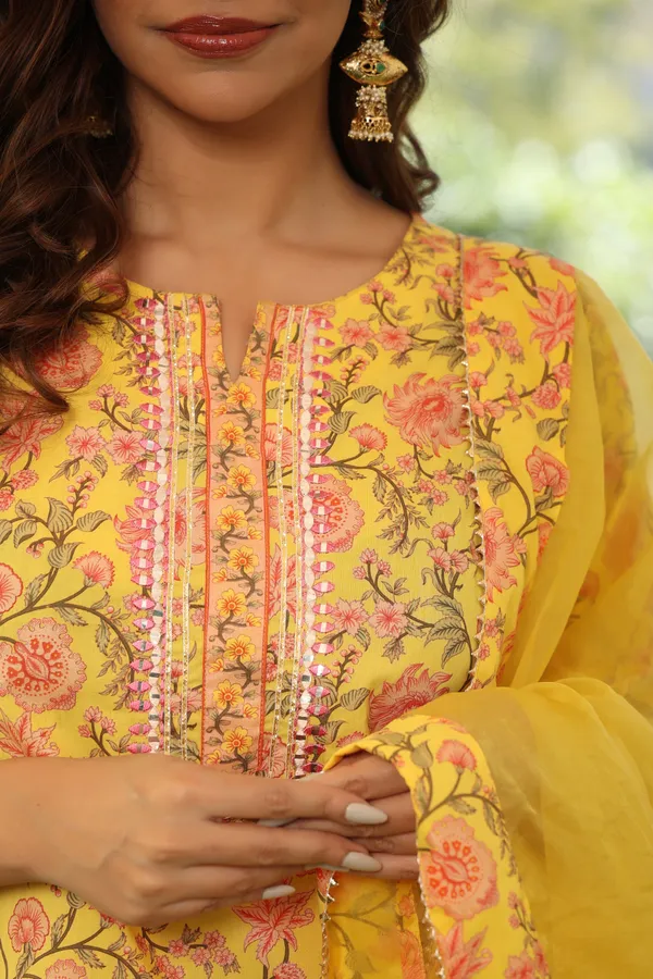 Yellow_Liyana_Printed_Cotton_Sharara_Set_For_Women