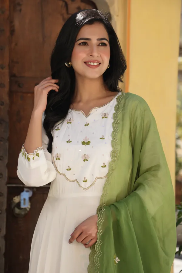 Green_Ombre_Muslin_Gown_With_Dupatta_Set_For_Women